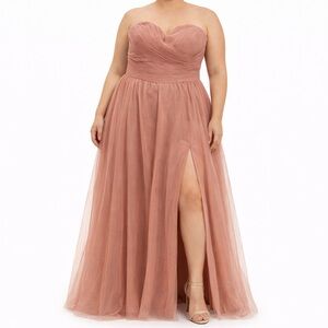 Elegant Strapless Blush Evening Dress